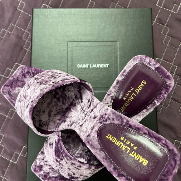 YSL Valvet Mules, Size: 38 - Picture 2 of 2